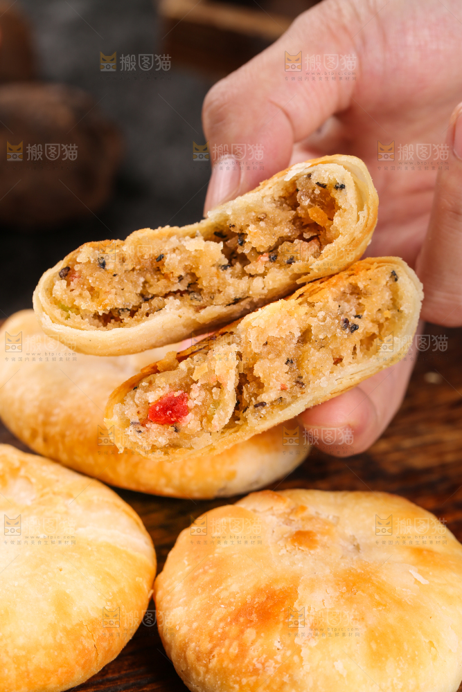 深底上的苏氏月饼