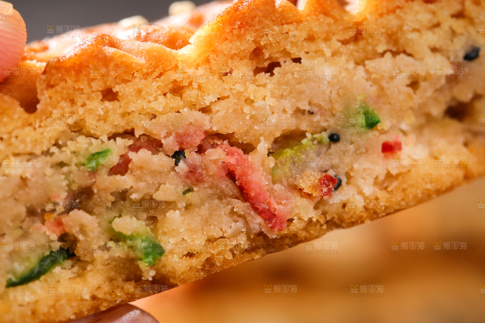 深底上的五仁大月饼