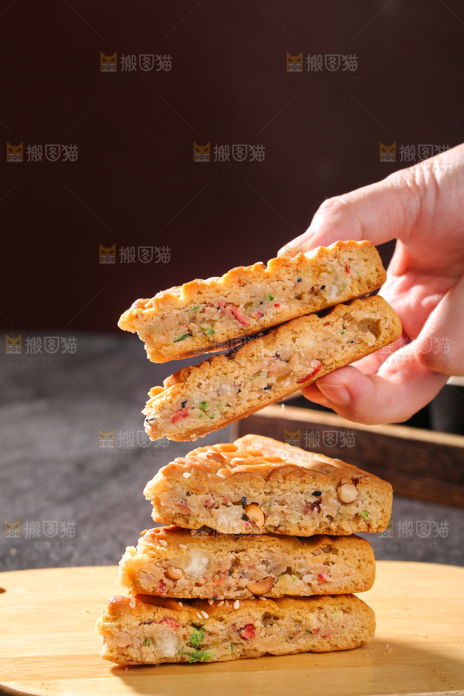 深底上的五仁大月饼
