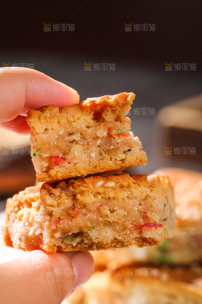 深底上的五仁大月饼