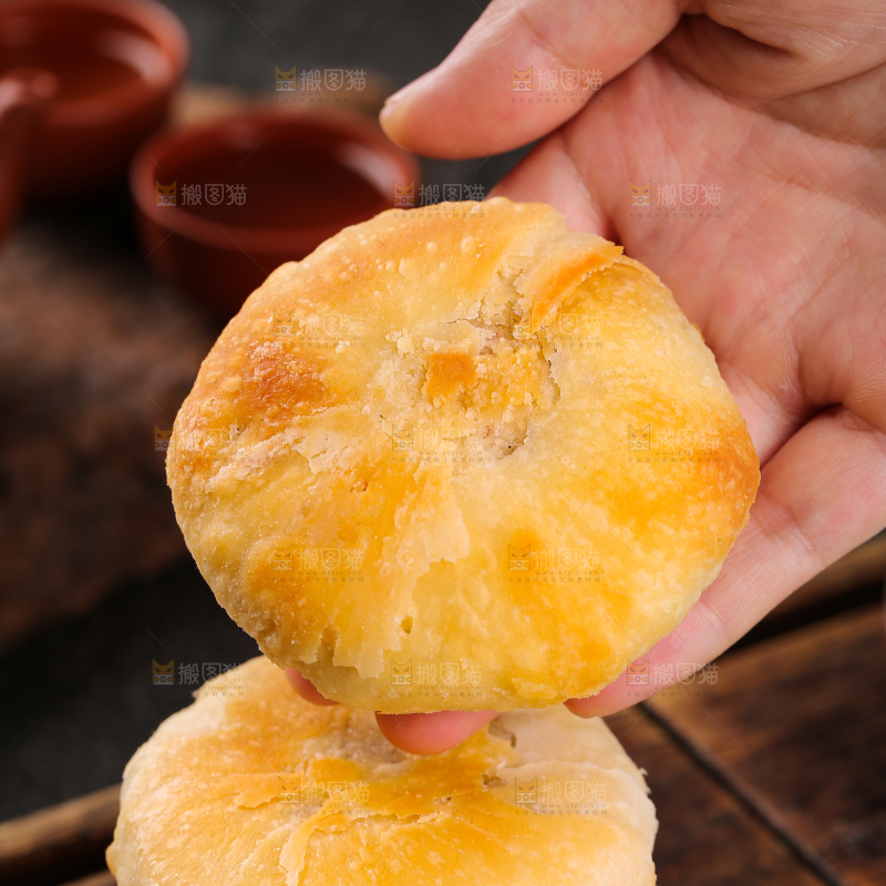 深底上的苏氏月饼