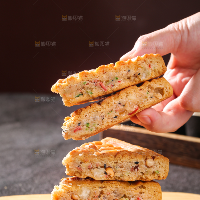 深底上的五仁大月饼