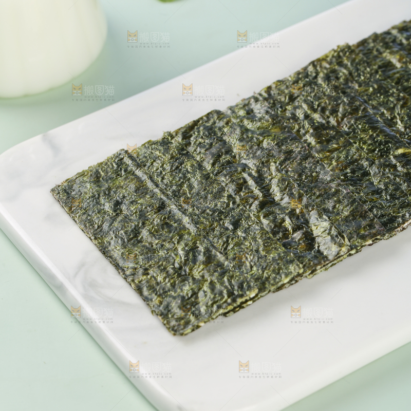 浅底上的夹心海苔