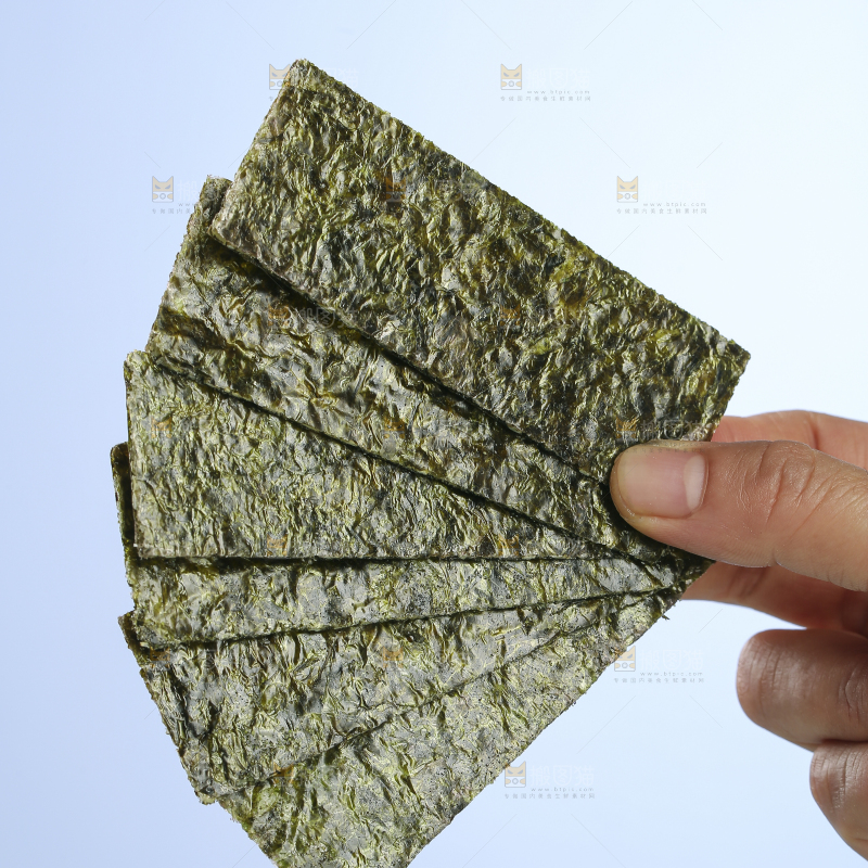 浅底上的夹心海苔