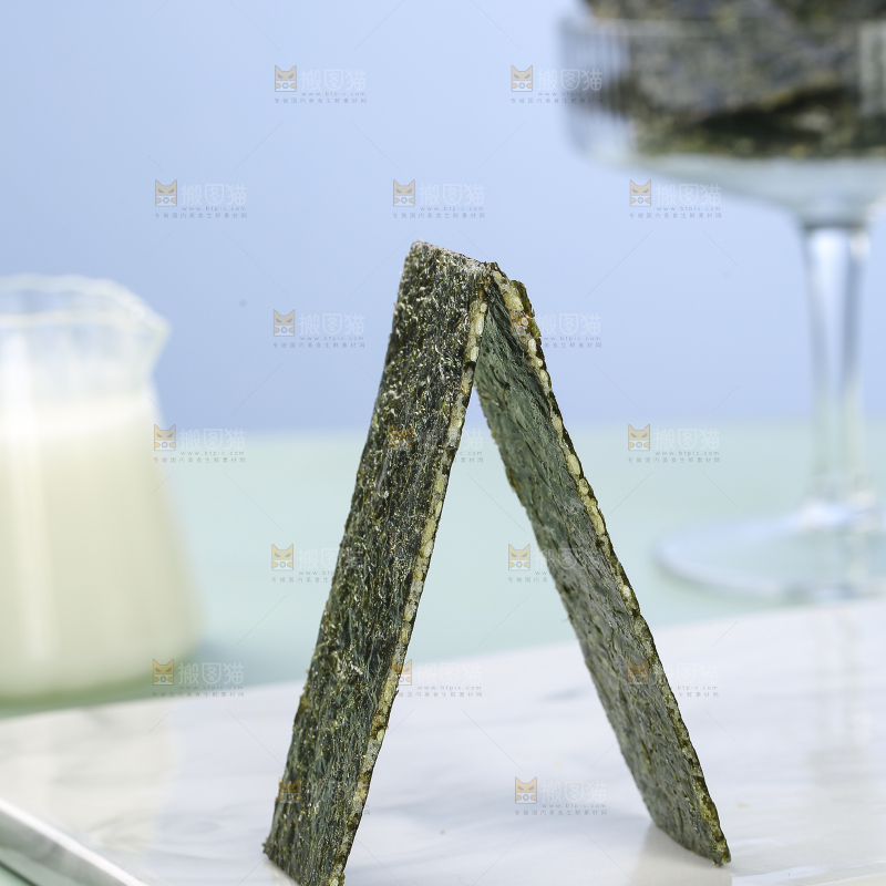 浅底上的夹心海苔
