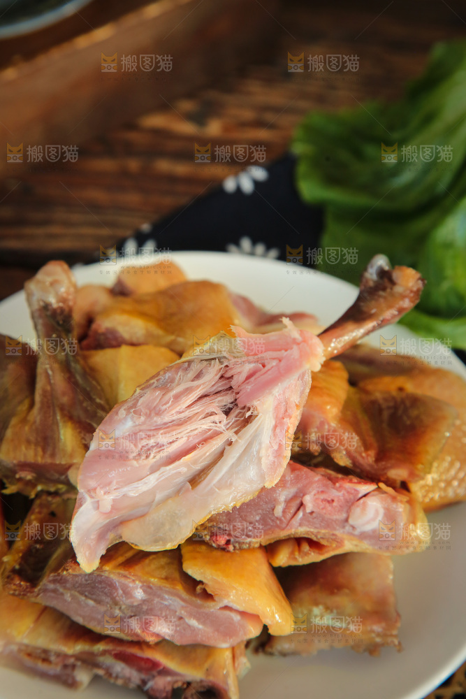 深底上的风干鸭