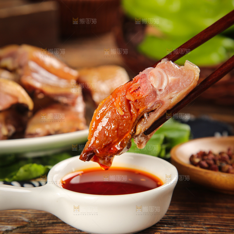 深底上的风干鸭