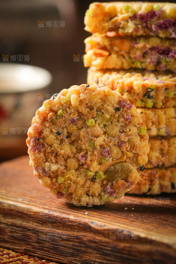 深底上的杂粮饼