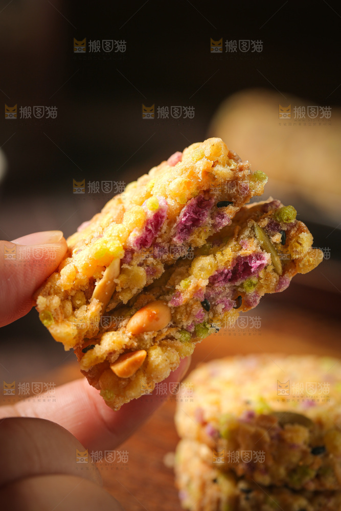 深底上的杂粮饼