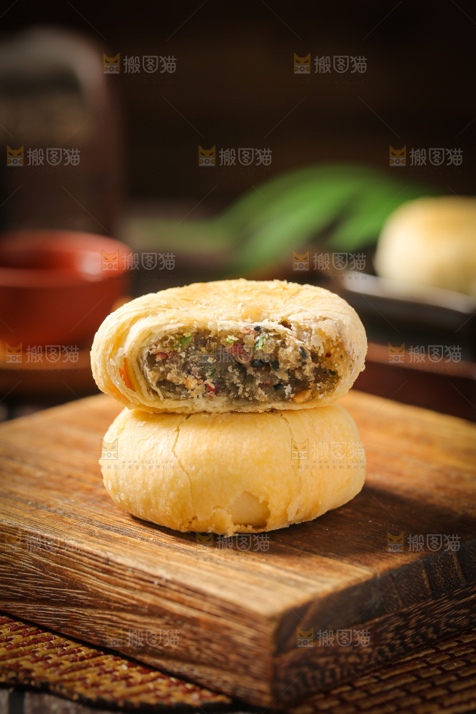 深底上的苏式月饼
