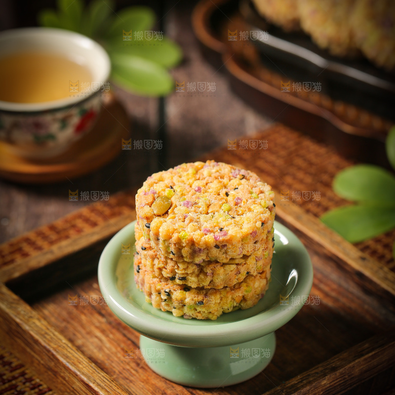 深底上的杂粮饼