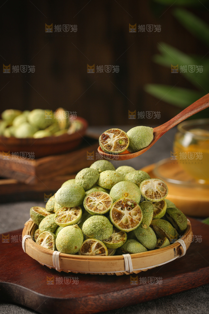深底上的冻干小青橘