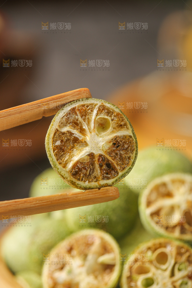 深底上的冻干小青桔