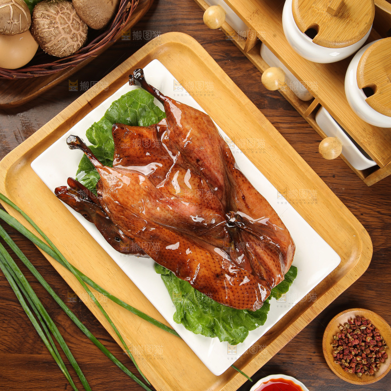 深底上的酱板鸭
