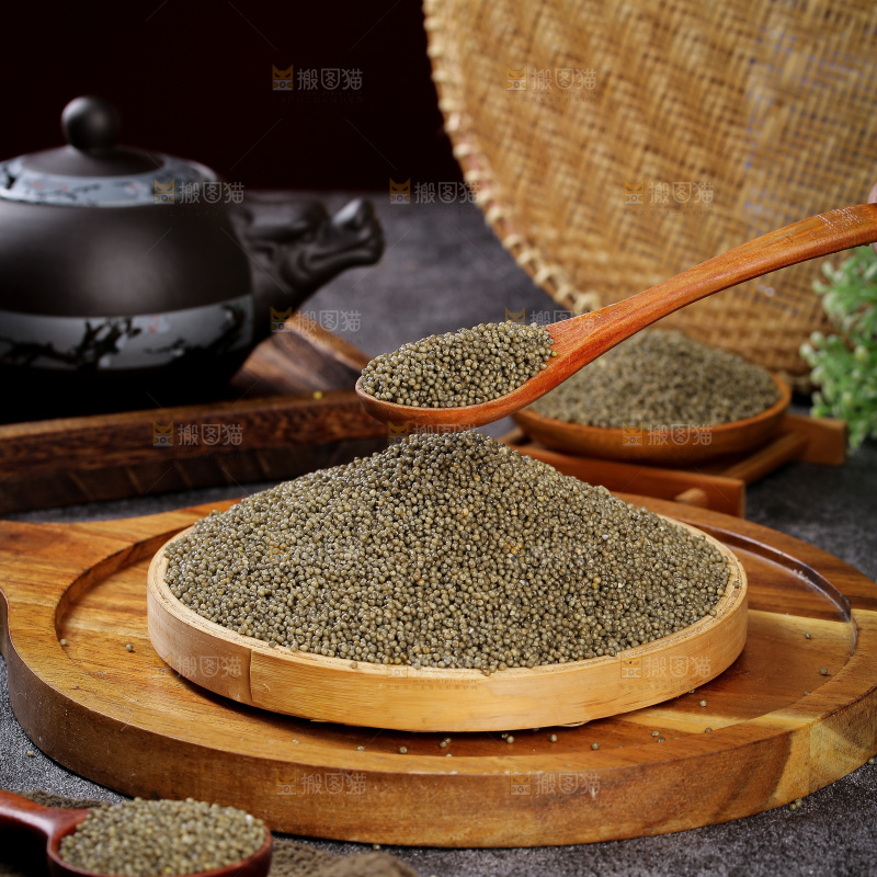 深底上的黑小米