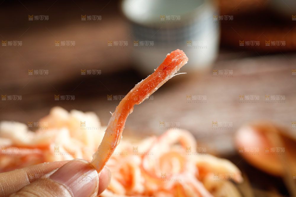 深底上的鱿鱼丝
