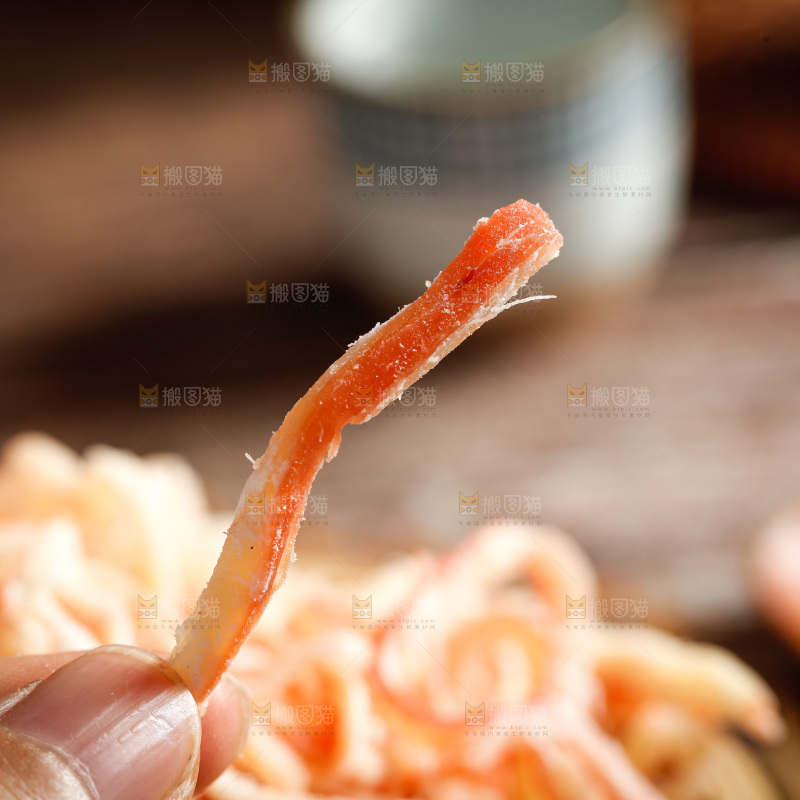 深底上的鱿鱼丝