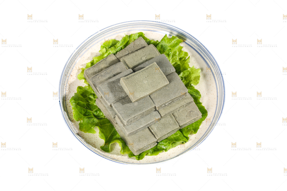 白底上的黑包浆豆腐