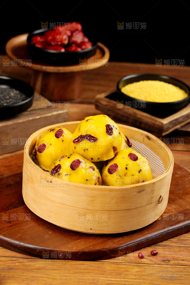 木底上的大黄米窝窝头