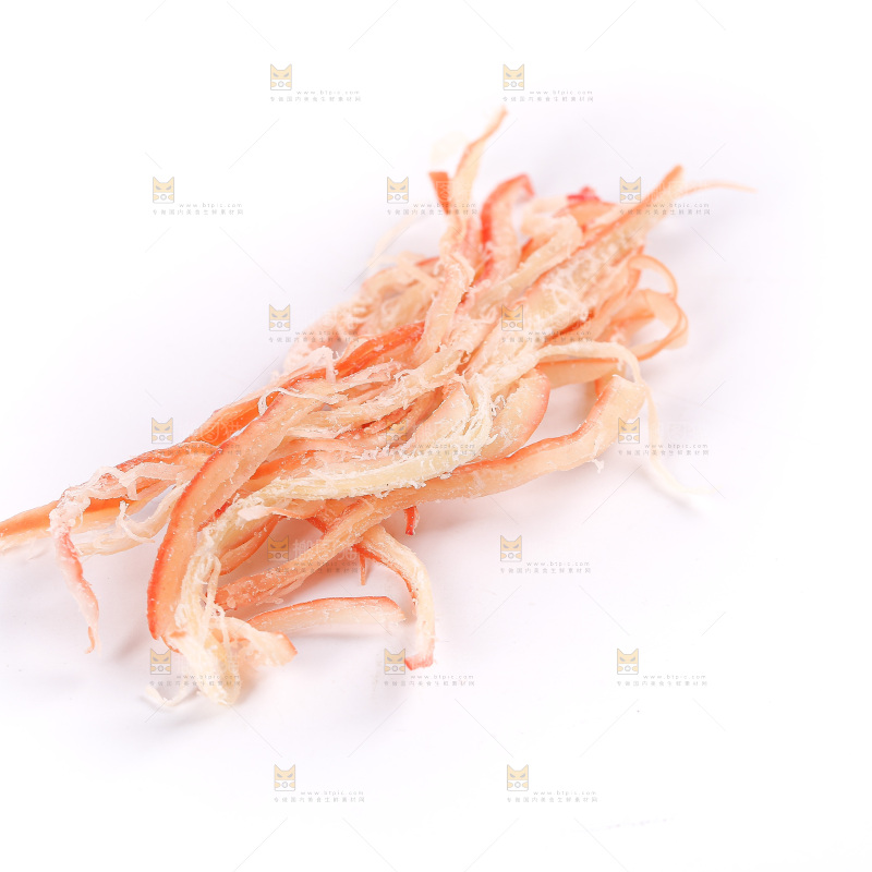 白底上的鱿鱼丝