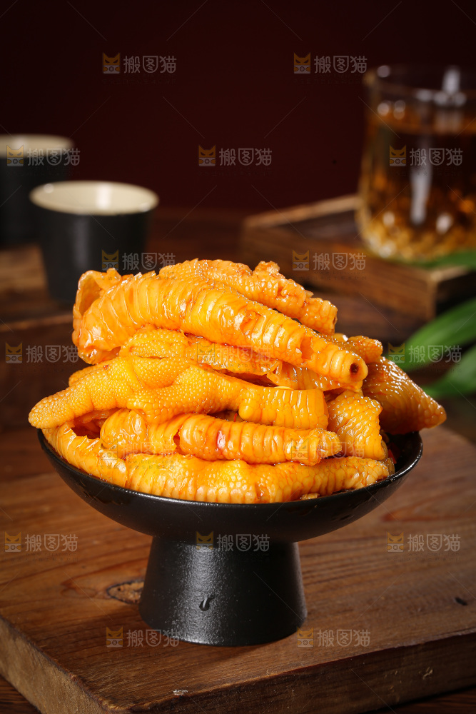 深底上的无骨鸡爪