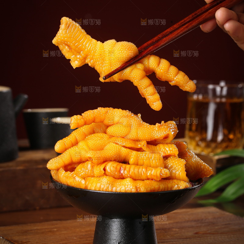 深底上的无骨鸡爪