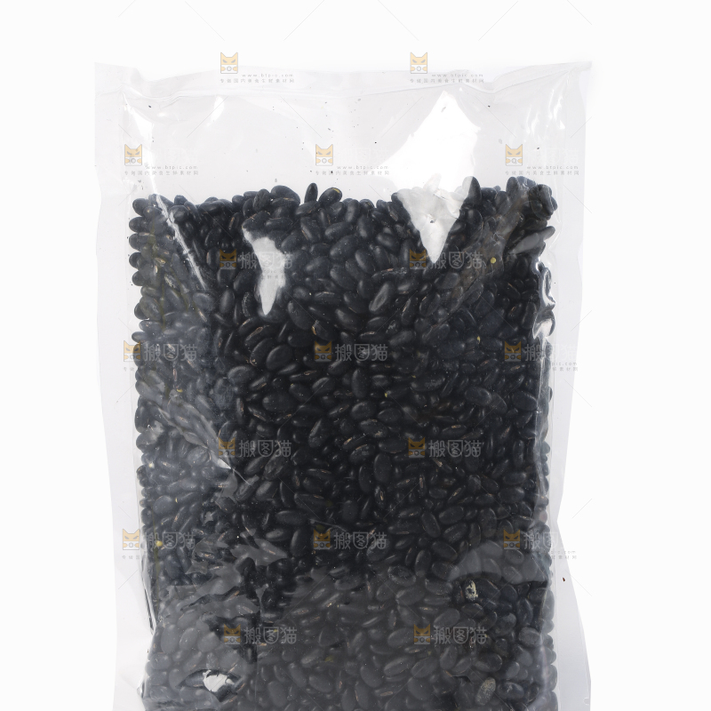 白底上的黑豆