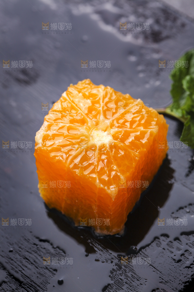 深底上的爱媛果冻橙