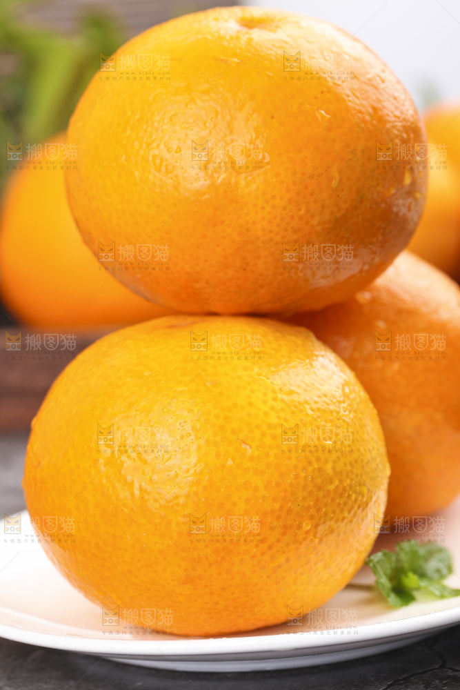 深底上的爱媛果冻橙
