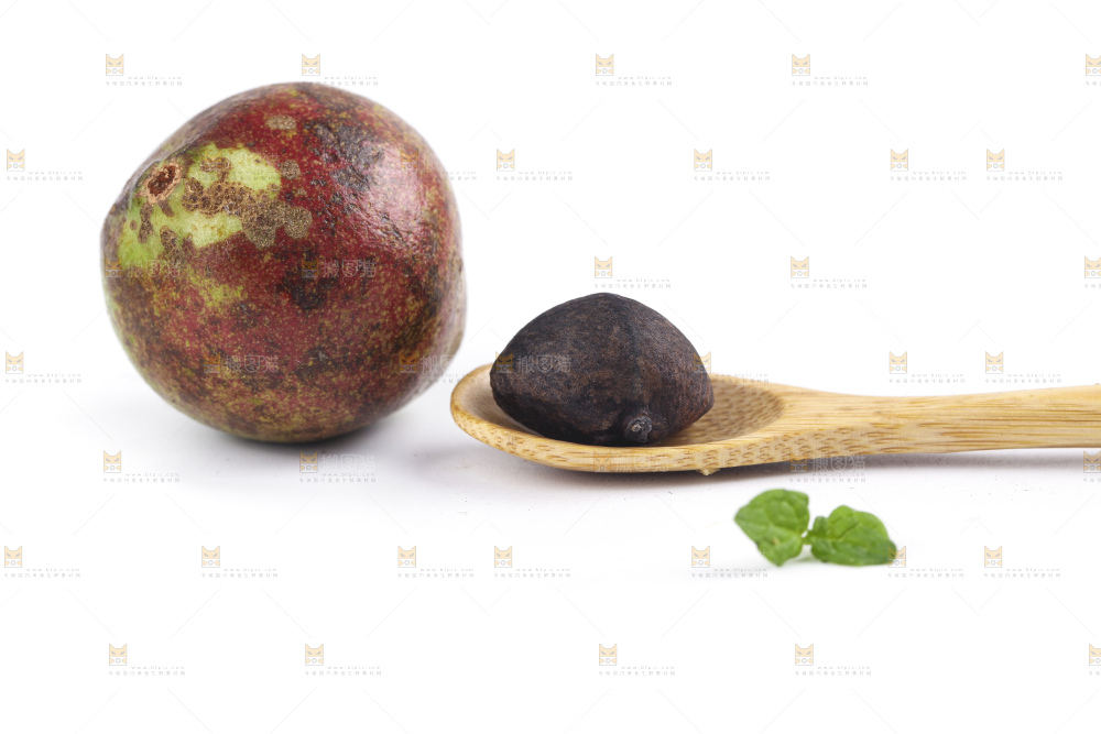 白底上的茶籽