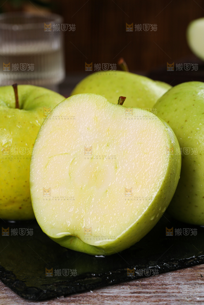 深底上的王林苹果