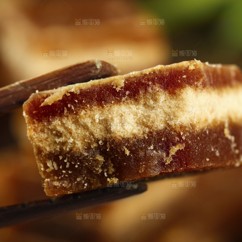 深底上的大块红糖