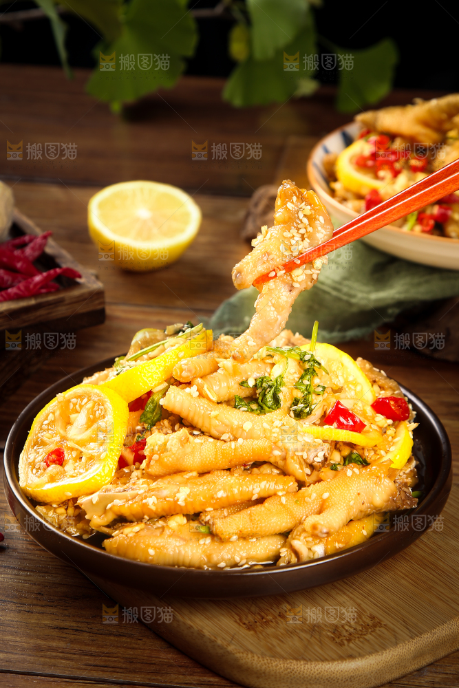 深底上的柠檬鸡爪
