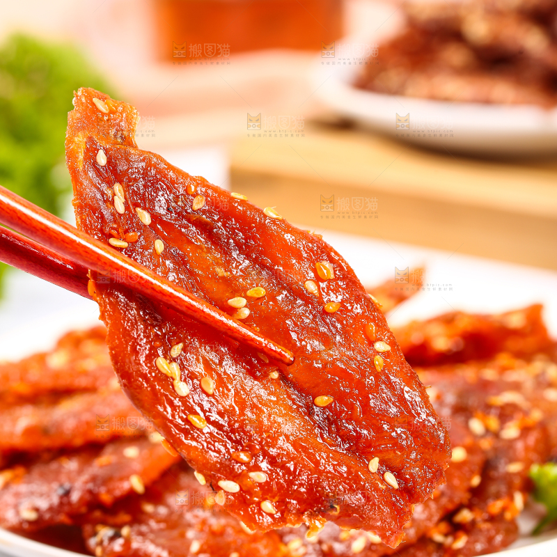 浅底上的蜜汁红娘鱼