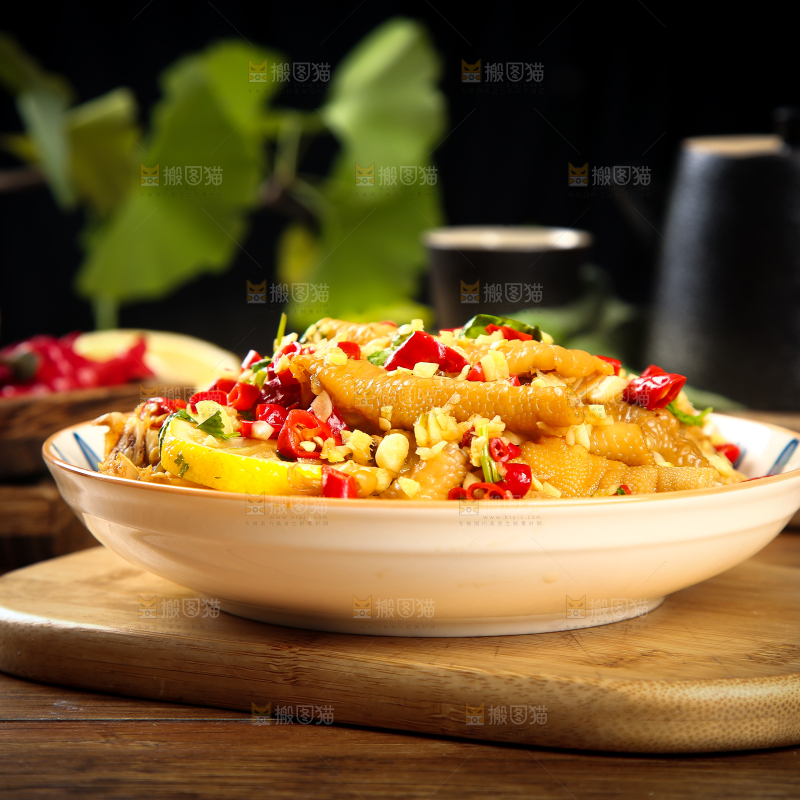 深底上的柠檬鸡爪