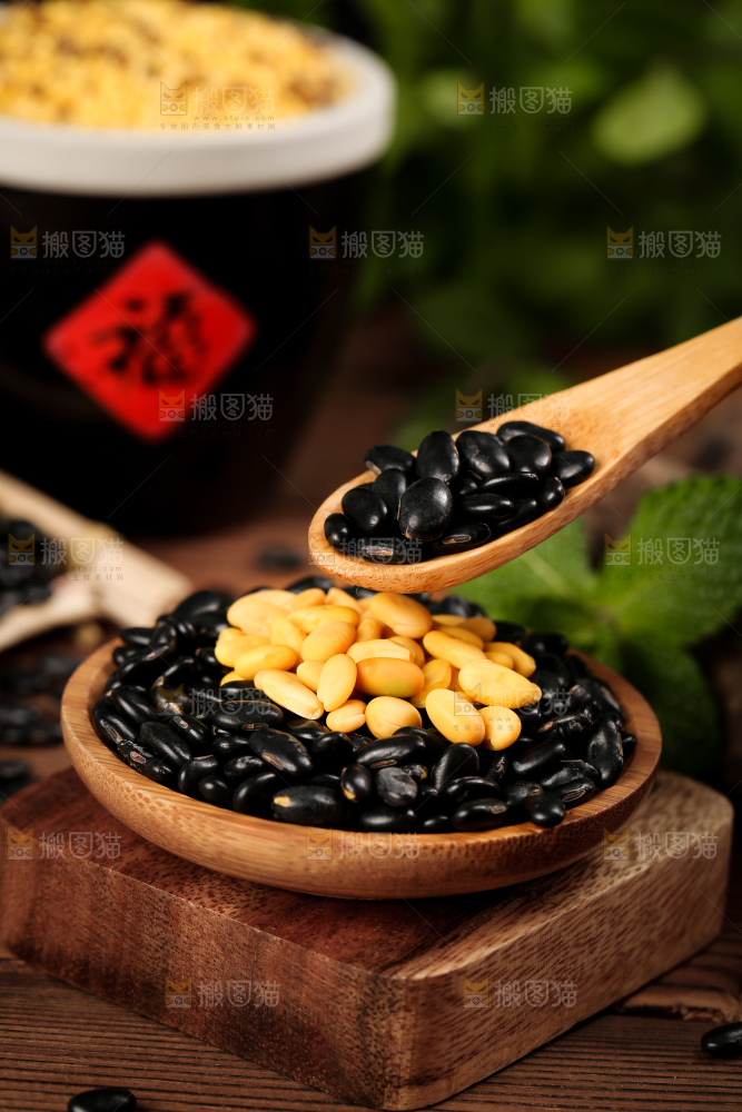 深底上的黄心黑豆