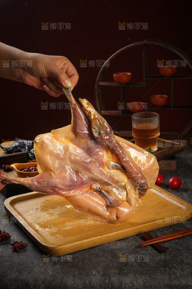 深底上的风干鸭