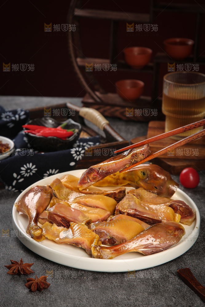 深底上的风干鸭
