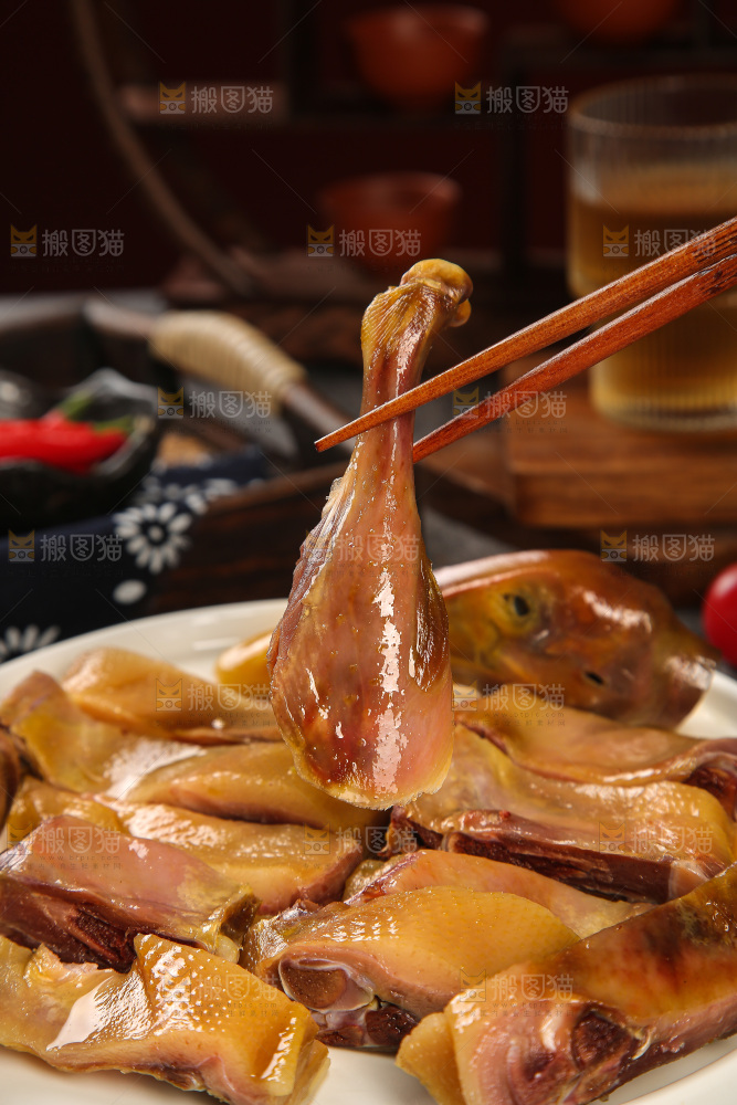 深底上的风干鸭