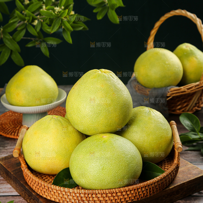 深底上的文旦柚