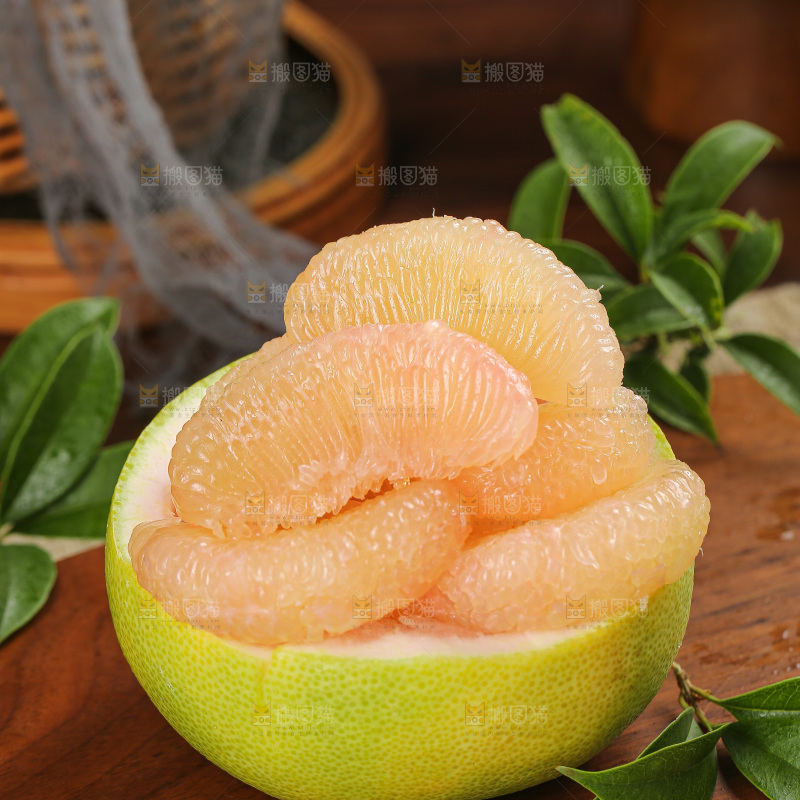深底上的文旦柚