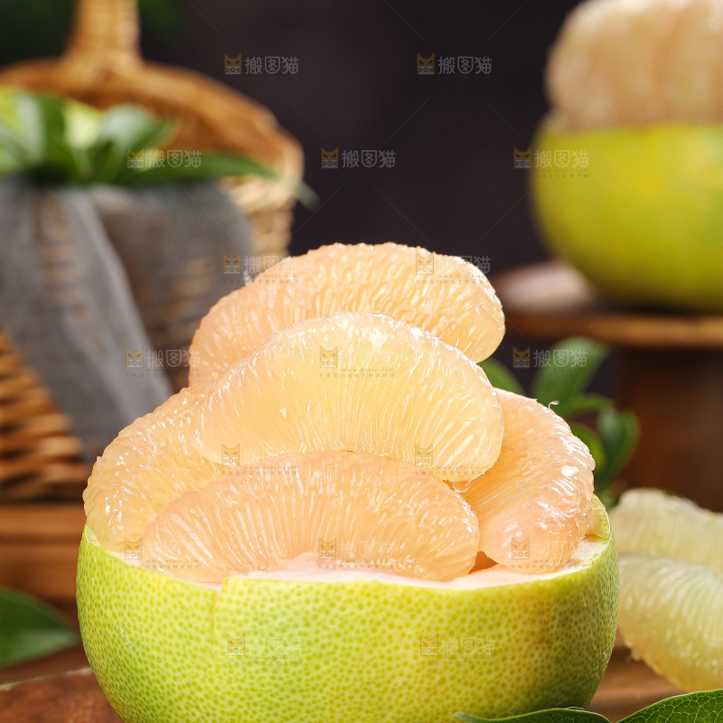 深底上的文旦柚