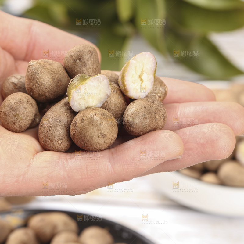 木底上的山药豆