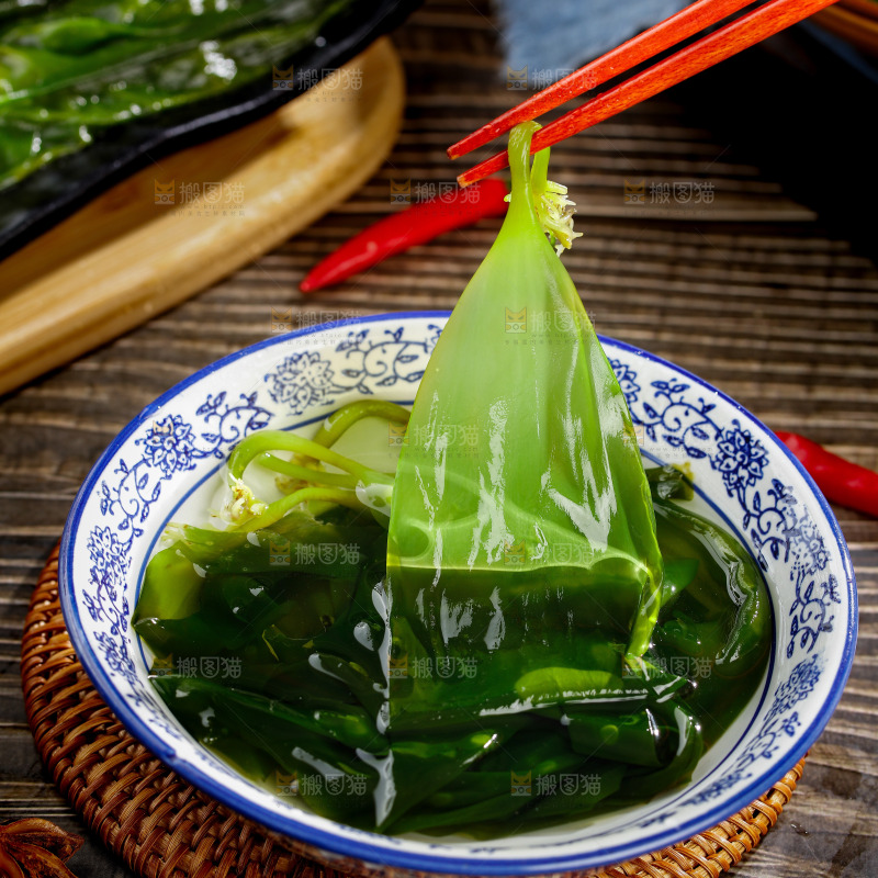 木底上的海带苗