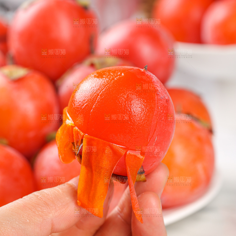 浅底上的珍珠蜜柿