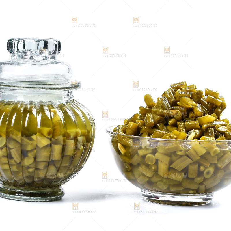 白底上的酸豆角