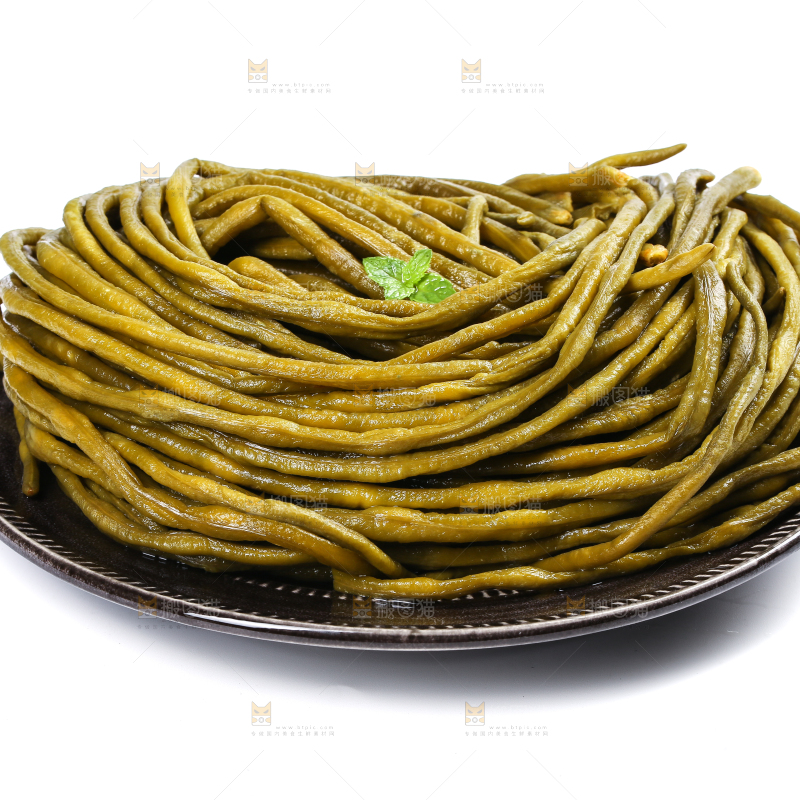白底上的酸豆角