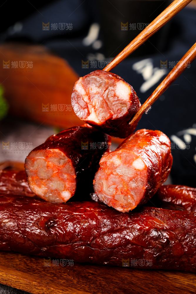 深底上的麻辣香肠