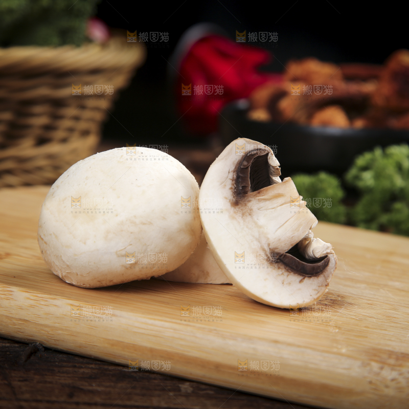 深底上的口蘑