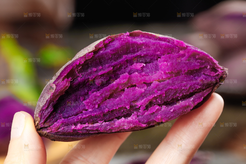 深底上的小紫薯